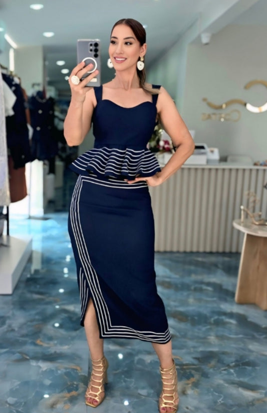 Navy Chic Waves